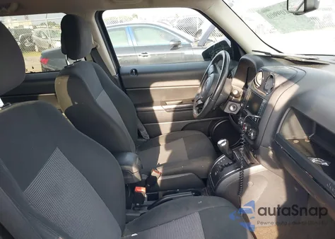 2016 Jeep Patriot Latitude из США, поврежденный, VIN 1C4NJRFB0GD587528